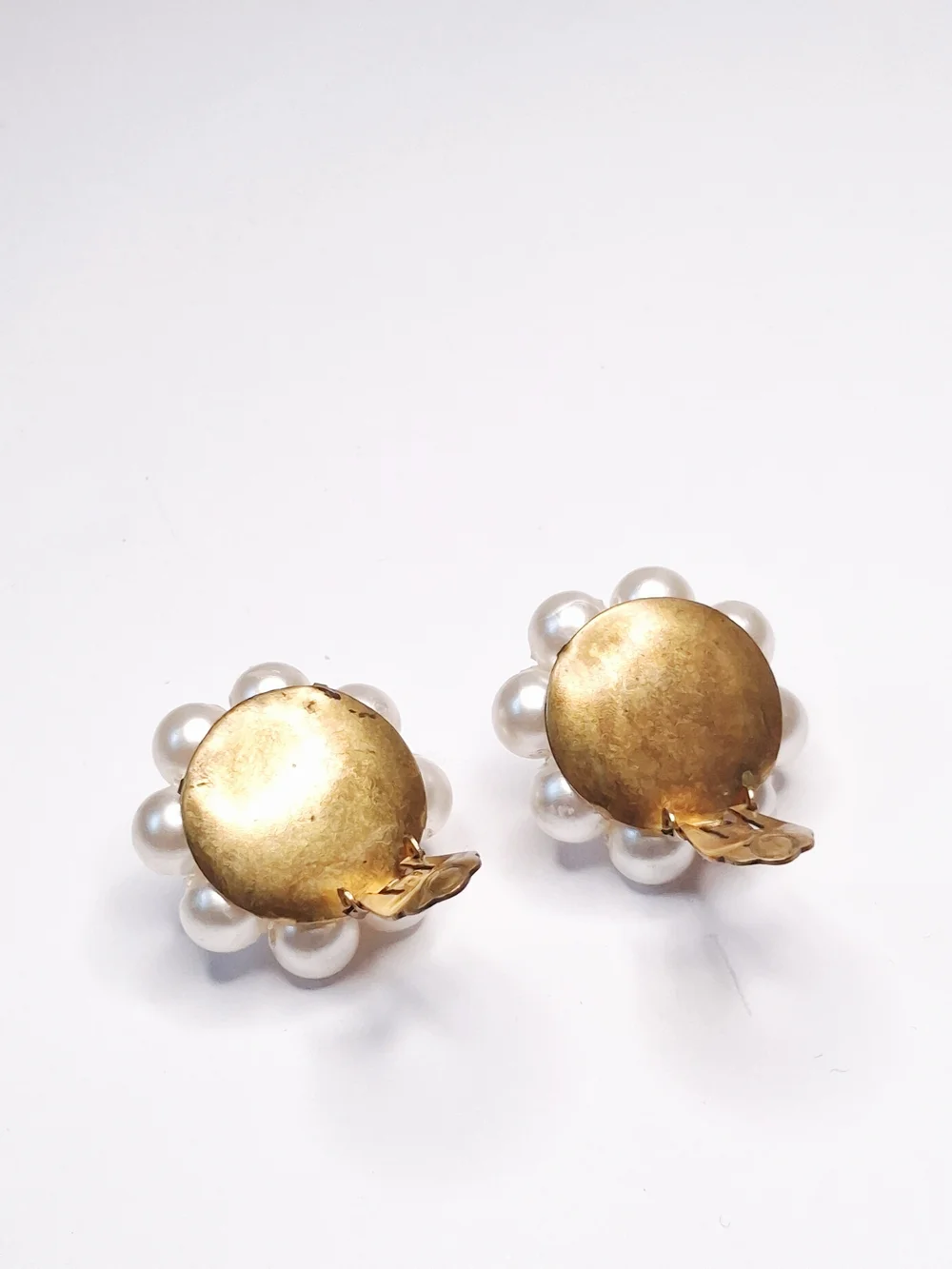 Vintage Hong Kong Pearl Cluster Clip-on Earrings